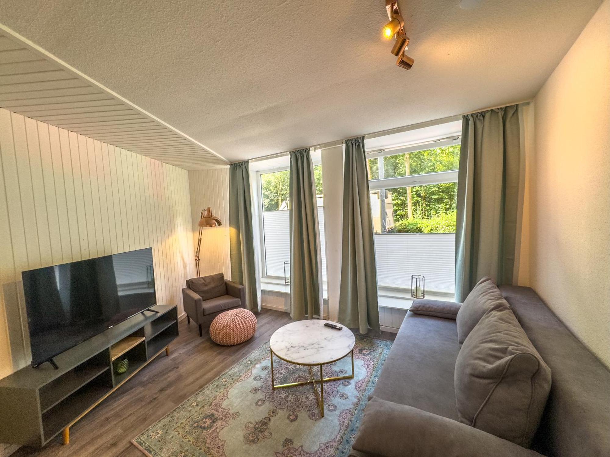 Schoene Wohnung Fuer 4 Gaeste An Der Eilenriede Mit Kostenlosen Parkplaetzen Hannover Ngoại thất bức ảnh